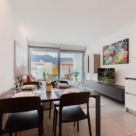 Oro - Modern For 4 Guests